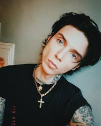 With tenor, maker of gif keyboard, add popular andy biersack animated gifs to your conversations. Andy Biersack