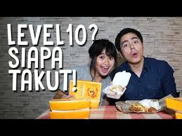 Simak ulasan harga ayam geprek bensu terlengkap berikut ini. Geprek Bensu Lamongan Natinbali I Am Geprek Bensu Geprek Bensu Bsd Indonesia Aun No Tiene Suficientes Puntuaciones De La Comida El Servicio La Relacion Calidad Precio O La Atmosfera