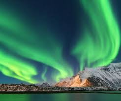 The World S Best Places To See The Northern Lights See The Northern Lights Places To See Northern Lights