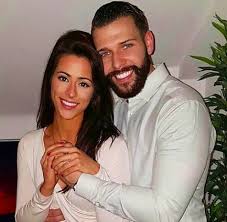 There S Going To Be A Tattoo Fixers Wedding As Jay Gets Engaged