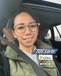 A little hello and lots of love to start your day off bright.  #contentcreator #selfiepost #morningvibes #zacariasmalulan #highlights