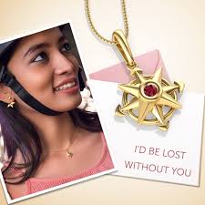 Gift the one who's shown you the way. Find Your Expression:  https://goo.gl/3vKwWP 👆