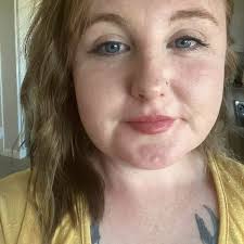 British mum, 33, dies after choking