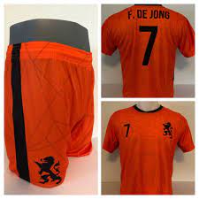 Well you're in luck, because here they come. Nederlands Elftal F De Jong Thuis Ek 2021 Set Voetbalshirt Tenue