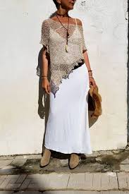 Trovare connessioni tra le cose è la mia passione! Boho Chic Clothing Summer Linen And Silk Poncho Rustic Wedding Dress Cover Up Neutral Bohemian Clothings Hippie Chic Poncho Abbigliamento Maglioni Estivi Abbigliamento Casual