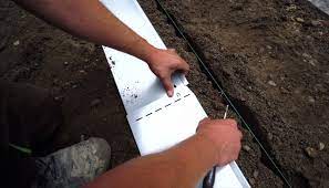 Es sind aber auch metall rasenkanten im momentan sehr angesagten rostlook erhältlich. Rasenkante Aus Metall Einbauen Videoanleitung Obi