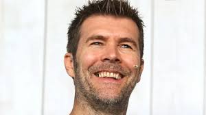 Rhod Gilbert: Bittersweet end of treatment bell memories shared