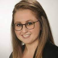 Natasha Nese's Instagram, Twitter & Facebook