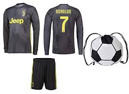 Ronaldo stop wearing long sleeves in juventus? Cristiano Ronaldo Juventus 7 Youth Soccer Jersey Home Away Long Sleeve Shorts Kit Kids Gift Set