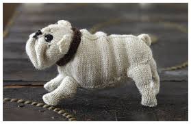 It has a snug easy fit and is comfy enough for your dog to sleep in. Pug Knitting Pattern Free