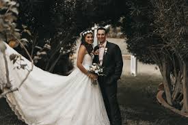 Best Wedding Dresses For Apple Shaped Body Wedding Knowhow