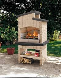 Barbecue In Muratura Per Il Giardino Modelli Marche E Foto Cose Di Casa