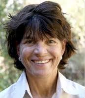 Renee Ponder's Instagram, Twitter & Facebook