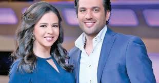 ترانه تصویری از سیمین غانم. Ø¥ÙŠÙ…ÙŠ Ø³Ù…ÙŠØ± ØºØ§Ù†Ù… ØªØ¹Ø±Ø¶Øª Ù„Ù„Ø¥Ù†ØªÙ‚Ø§Ø¯Ø§Øª Ø¨Ø³Ø¨Ø¨ Ù†Ø§Ù‡Ø¯ Ø§Ù„Ø³Ø¨Ø§Ø¹ÙŠ ÙˆÙ…Ø±Ø¶Ù‡Ø§ Ø£Ø¨ÙƒÙ‰ ÙˆØ§Ù„Ø¯ÙŠÙ‡Ø§