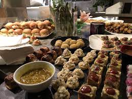 For retirement party ideas, holiday themed events, children's theme parties, romantic weddings, and anniversary parties, look to balloons over atlanta for atlanta event planning services. Retirement Party Food Ideas