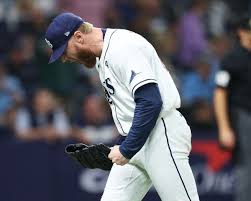 Brewers vs. Rays score, live updates: Milwaukee, Tampa Bay in extra innings in MLB World Series Game 4