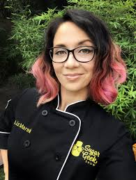 Liz Marek's Instagram, Twitter & Facebook