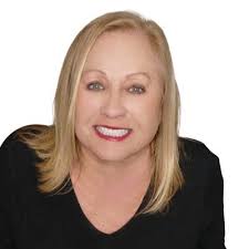 Lynn Stringer (@lynnstringer)