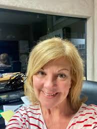 radiobroadcasting #radio #radiohost