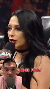 Aquí tenemos a la campeona, Stephanie vaquer #WWE #netflix