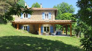 Maison De Vacances Avec Piscine Partagee Pres De Vernoux En Vivarais Saint Apollinaire De Rias Maison De Vacances Grandes Piscines Piscine