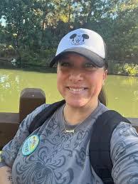 Shelby Moses's Instagram, Twitter & Facebook