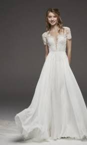 Pronovias Helecho Wedding Dress Sample Size 8 600 Pronovias Wedding Dress Wedding Dresses Romantic Wedding Dresses