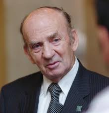 Maxwell Perspective Fall 2021 by Kiefer Creative