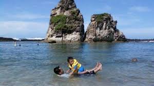 Berlibur di desa sawarna yang banyak memiliki tempat wisata menarik pastinya akan menjadi pengalaman yang tak terlupakan. Lebak Masuk Zona Oranye Ppkm Diperketat Dan Tempat Wisata Kembali Ditutup Tribun Banten