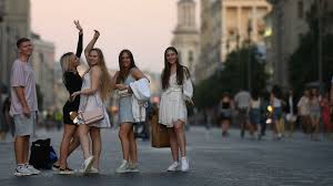 В москве и других российских городах день молодежи в 2021 году отметят в последнее воскресенье июня: Kxvza3afoimf3m