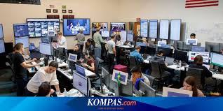 Kursi meja dan equitment kitchen bekas cafe resto. Facebook Bakal Izinkan Separuh Pegawai Tetap Wfh Usai Covid 19 Halaman All Kompas Com