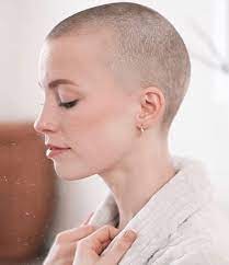 Pin By Jeanne D Arc Girl On Shorthairdontcare Buzzed Hair Women Buzzed Hair Short Buzzed Hair