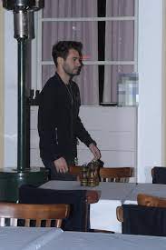 Bugünkü konuğum çok sevgili hakan sabancı. Hakan Sabanci Serenay Aktas Ile Goruntulendi Magazin Haberleri Fiskos Haberleri