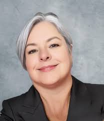 Hi, I'm a new member and children's book Author. I'm looking forward to  meeting everyone! Nice to meet you. 💜🌸