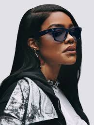 Billboard said it best :) “It only makes sense that both Doja and Taylor  were tapped for this occasion. Both parties are exceedingly fashionable,  with their proverbial fingers always