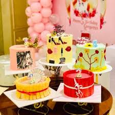 Each society values different types of food. Queen Cakes In Kampala Pastry Queen Pastryquin Twitter Ban Bekas