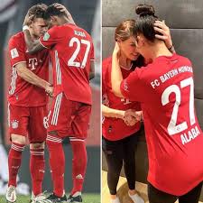 11 post karma 353 comment karma. The Football Arena Joshua Kimmich And David Alaba S Girlfriends Recreated Their Celebration This Is Beautiful Facebook
