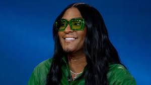 Law Roach tells TODAY about 'pinky swear' he made with Zendaya