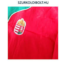 Simán, nyolc góllal kikapott a tartalékos csapattal kiálló magyar válogatott a legjobbjait felvonultató spanyoloktól a világbajnokság középdöntőjének utolsó meccsén. Magyar Valogatott Melegito Magyarorszag Jogging Szurkoloi