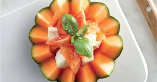 Salade De Melon Et Tomates Mozza Recette Salade Melon Recette Melon Tomates Mozza