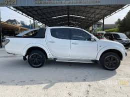 Jangan cepat teruja jika ada kereta dijual sangat murah. Kereta Terpakai Mitsubishi Triton Trovit