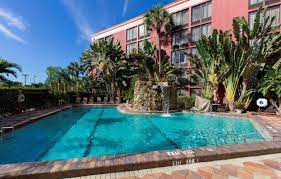 Usa Crowne Plaza Fort Myers At Bell Tower Shops A Florida Hotel Florida Hotels Fort Myers Hotels Fort Myers