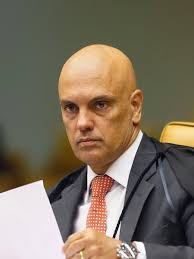 Alexandre de Moraes revoga bloqueio do Telegram no Brasil