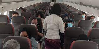 Armada Hanya Beroperasi 5 Persen Lion Air Potong Gaji Semua Pegawai Halaman All Kompas Com Hanya 5 persen yang beroperasi. persen lion air potong gaji