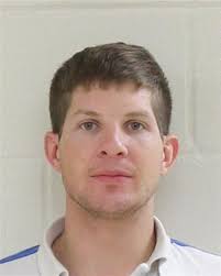 Authorities searching for felon who ran from Beje