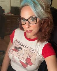 Marcy Rivera's Instagram, Twitter & Facebook