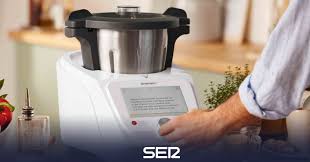 Contamos con todas las marcas de electrodomésticos por debajo del precio de mercado. Thermomix Monsieur Cuisine El Robot De Cocina Low Cost De Lidl Esta De Vuelta Este Es Su Precio Y Asi Puedes Hacerte Con El Gastronomia Cadena Ser