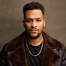 Thomas Pierce (@iamthomaspierce) • Instagram photos and videos