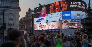 Fettuccine alfredo with broccoli and creamy chicken rigatoni. Kitchen We Make Wonderful Stuff
