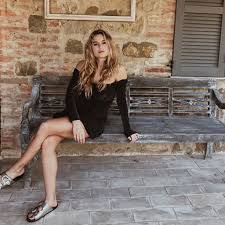 Fausto risini, sindaco della cittadina nonché amico da tempo di luca argentero, ha spiegato a tv sorrisi e canzoni che prima di celebrare il matrimonio si è recato a casa di luca e della moglie cristina marino. Coronavirus Cristina Marino Resta In Casa Col Pancione Con Lei Luca Argentero Gazzetta Del Sud